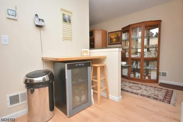 50 Potomac Dr, Bernards Twp., NJ 07920