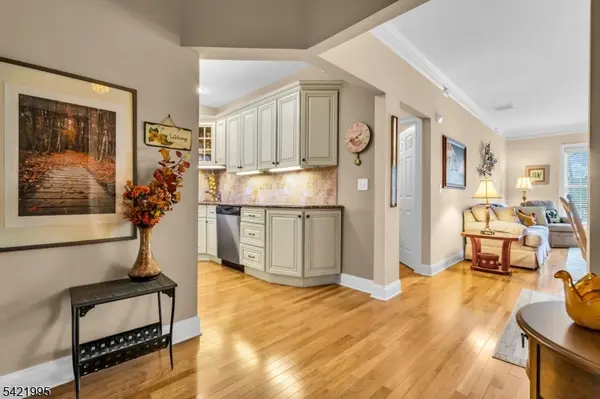 58 Brooklake Road Unit 21 #21, Florham Park Boro, NJ 07932