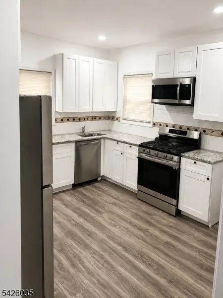 19 Cloverhill Pl, Montclair Twp., NJ 07042