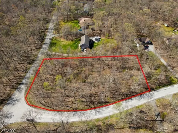 51 E Shore Lake Owassa Rd, Frankford Twp., NJ 07826