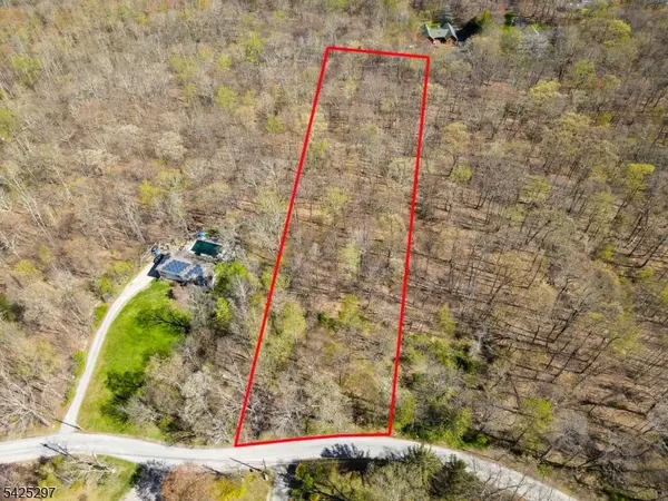 56 Plumer Rd, Frankford Twp., NJ 07826