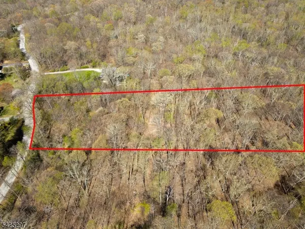 56 Plumer Rd, Frankford Twp., NJ 07826