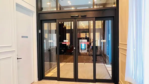 180 Front ST E #916, Toronto C08, ON M5A 1E6