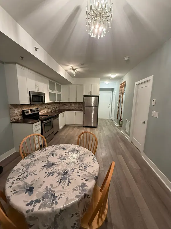 28 Prince Regent ST E #102, Markham, ON L6C 0V5