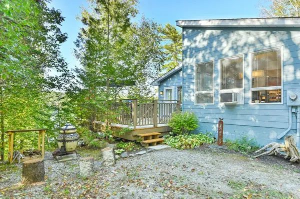 1018C Leisure LN, Frontenac, ON K0H 1K0