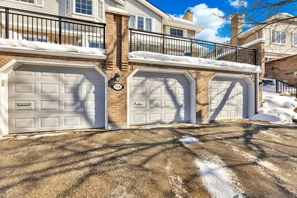 104 Woodlawn RD E #3, Guelph, ON N1E 1B7