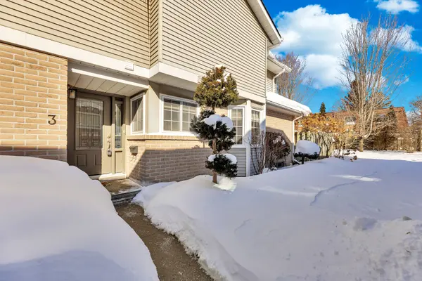 104 Woodlawn RD E #3, Guelph, ON N1E 1B7