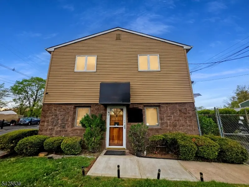 97 Frank St, Franklin Twp., NJ 08873