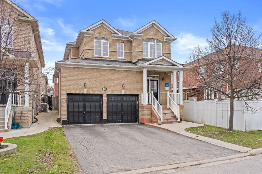 22 Rainbrook Close, Brampton, ON L6R 0K6