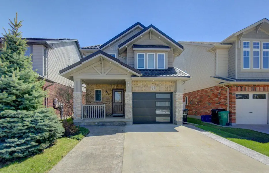 11 Frey CRES, Kitchener, ON N2E 4L5