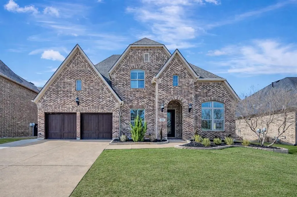1009 Holston Hills Trail, Roanoke, TX 76262