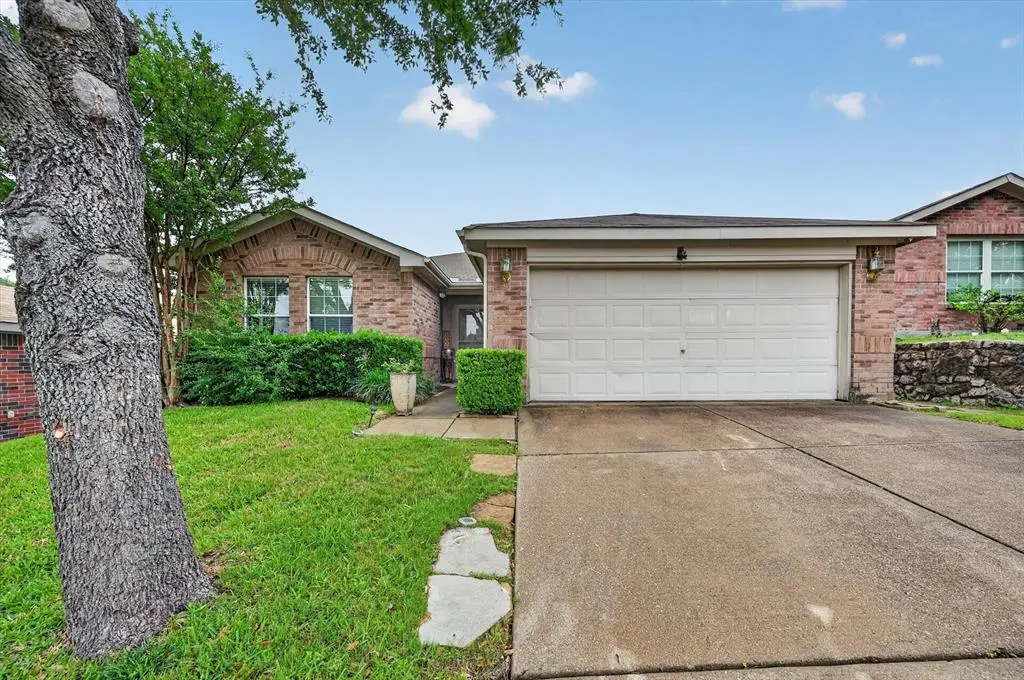 1634 Sax Leigh Drive, Dallas, TX 75241