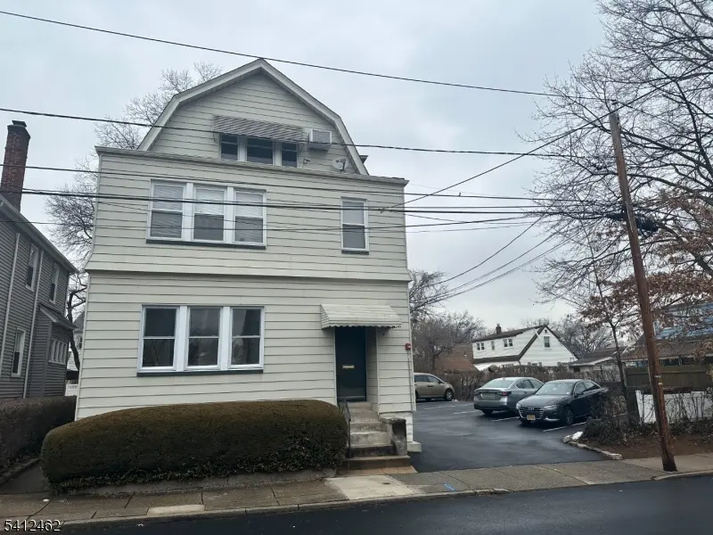 14 Laura Ave #3, Nutley Twp., NJ 07110