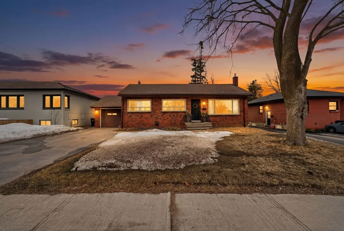 106 Nelson ST, Barrie, ON L4M 4K7