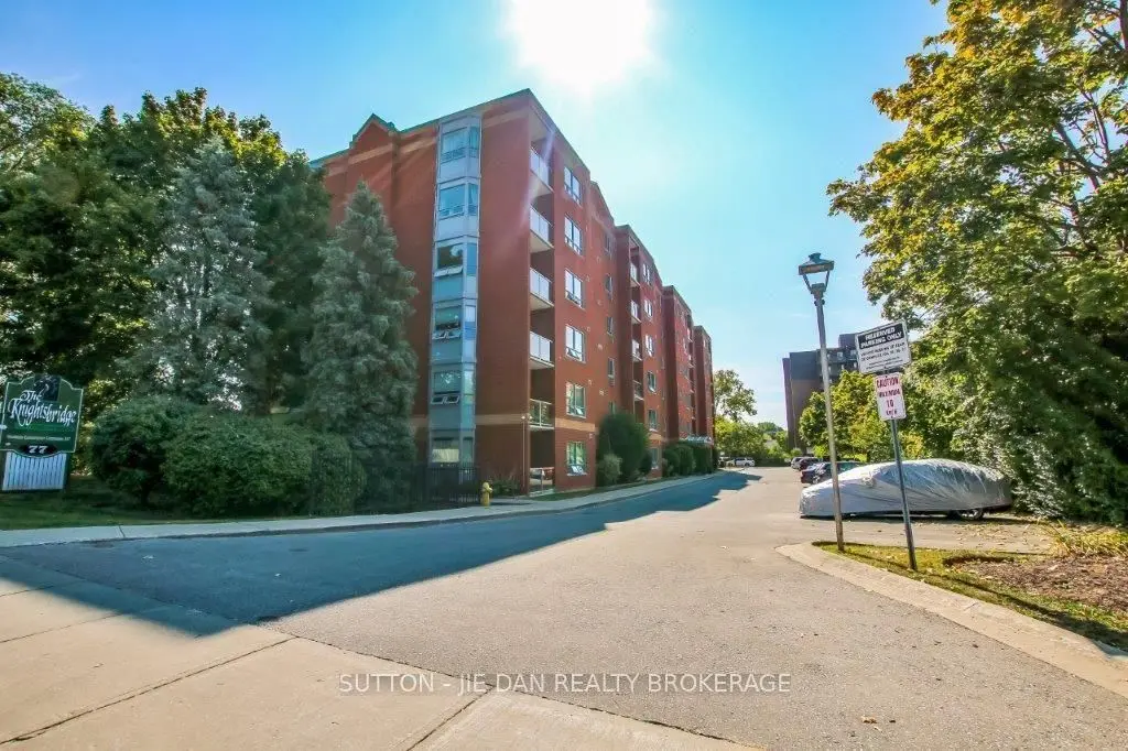 77 BASELINE RD W #203, London South, ON N6J 1V5