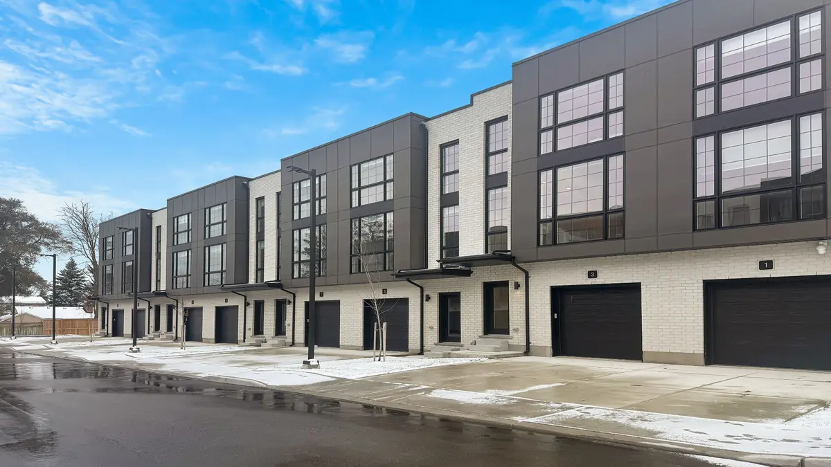 2500 MAIN ST #7, London South, ON N6P 1T5