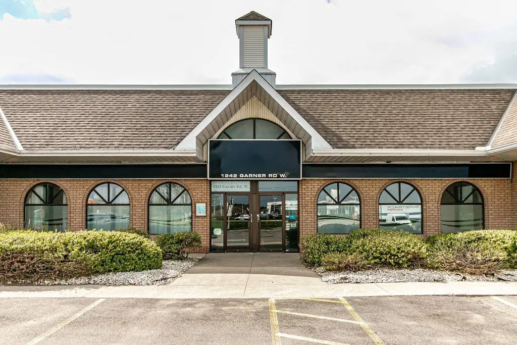 1242 Garner RD W #Unit 6, Hamilton, ON L9G 3K9