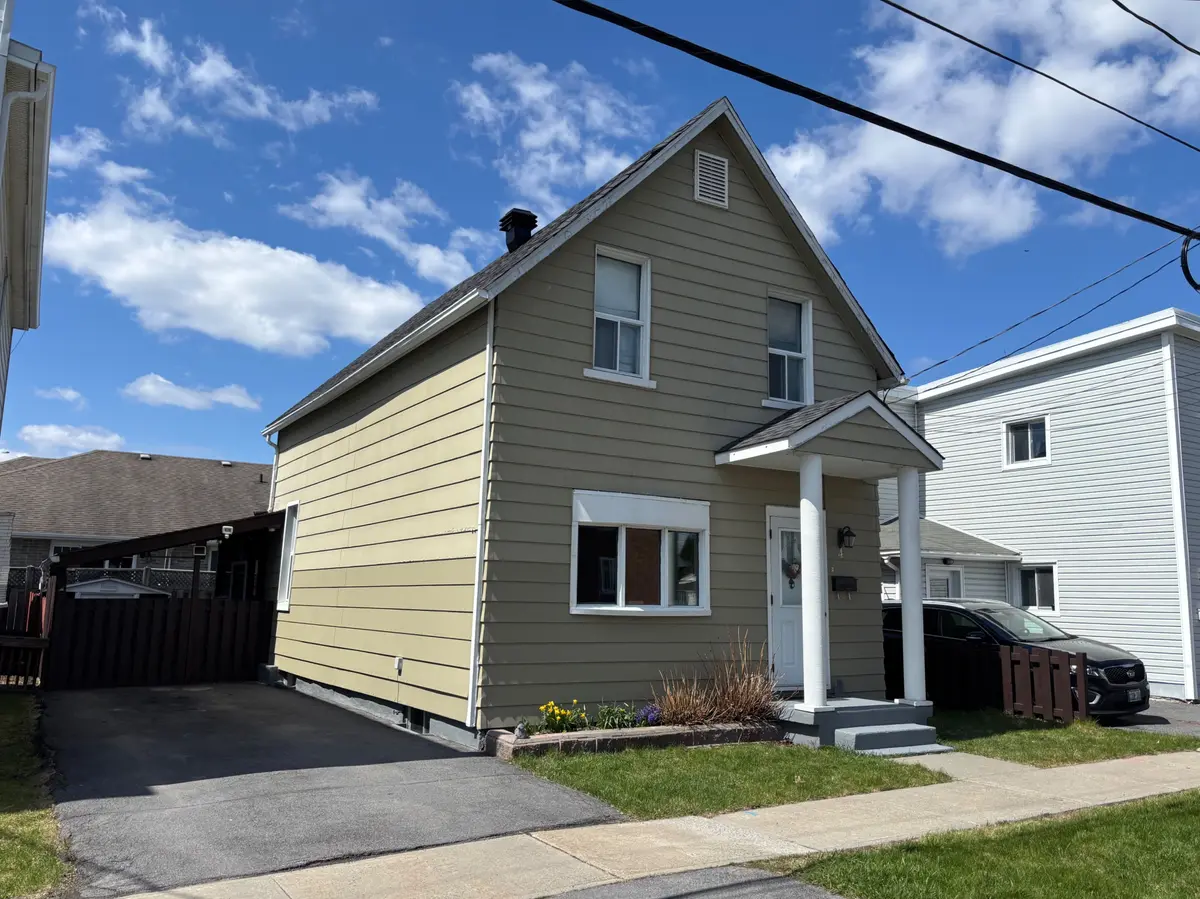 4 Seymour AVE, Cornwall, ON K6J 4L7