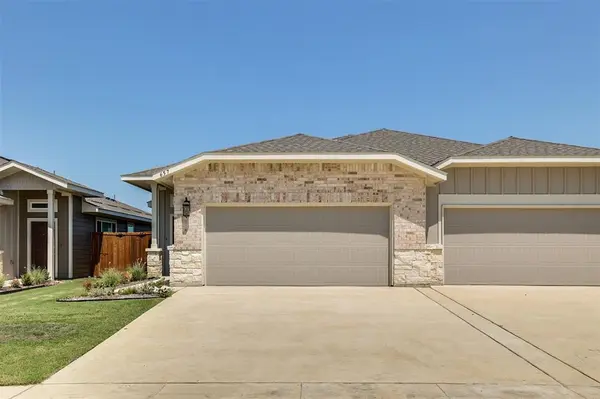 657 Blackland Drive, Venus, TX 76084