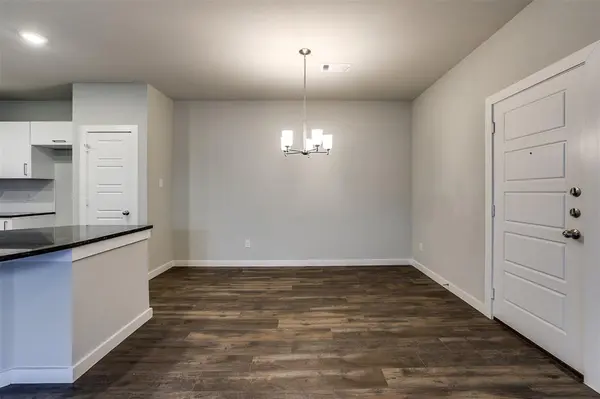 657 Blackland Drive, Venus, TX 76084