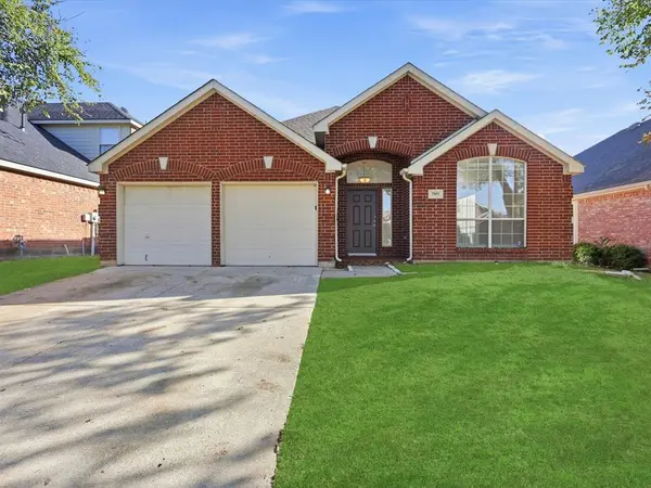 7955 Hosta Way,  Fort Worth,  TX 76123