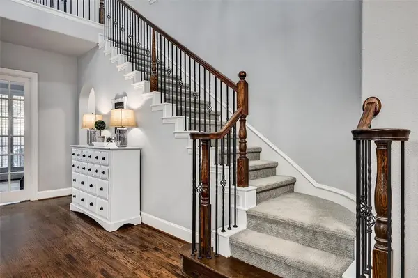 813 Moss Cliff Circle, Mckinney, TX 75071