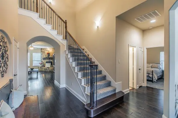 209 Wisteria Way, Red Oak, TX 75154