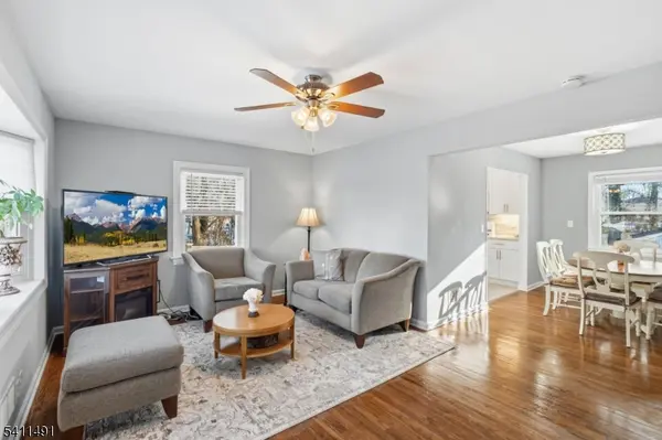 21-10 Carlisle Pl, Fair Lawn Boro, NJ 07410