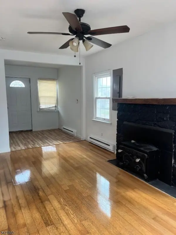 145 Hiawatha Blvd, Parsippany-troy Hills Twp., NJ 07034