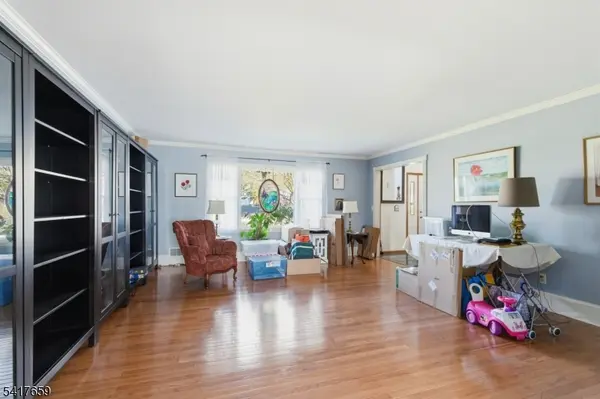 5 Lee Pl, Bridgewater Twp., NJ 08807