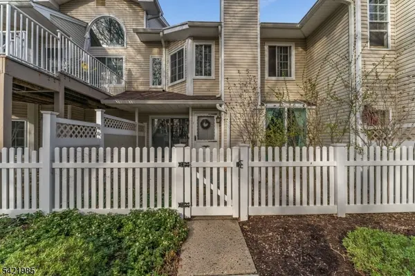 7 Quincy Court, Bedminster Twp., NJ 07921