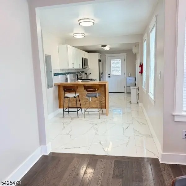 475 Locust Ave, Burlington City, NJ 08016