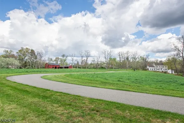 175 Route202, Far Hills Boro, NJ 07931