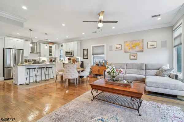 104 Poplar St #2, Jersey City, NJ 07307