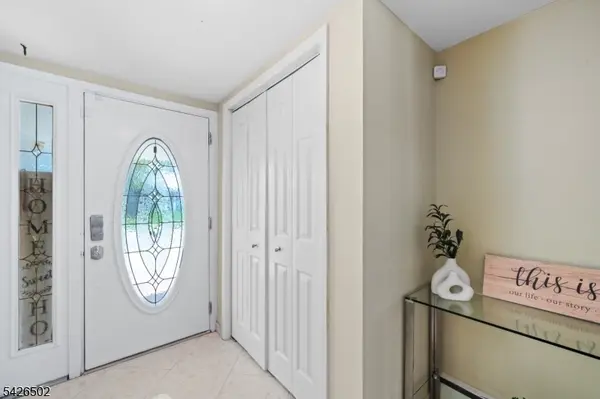 425 Victor St, Saddle Brook Twp., NJ 07663