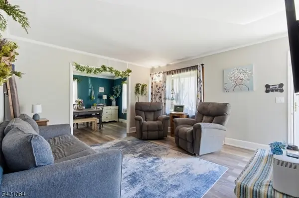 86 Omaha Ave, Rockaway Twp., NJ 07866