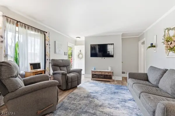 86 Omaha Ave, Rockaway Twp., NJ 07866