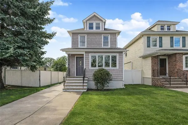 332 Willowbrook RD, Staten  Island, NY 10314