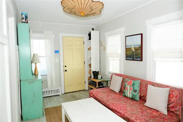 152 Beach 25th ST, Far Rockaway, NY 11691