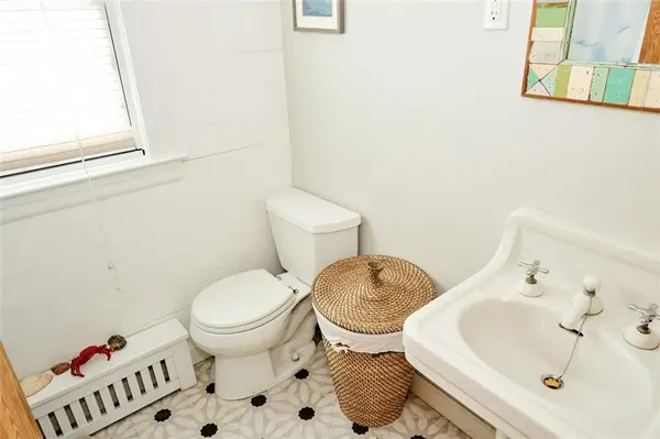 152 Beach 25th ST, Far Rockaway, NY 11691