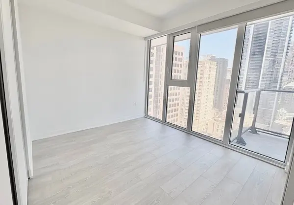 634 CHURCH ST W #1806, Toronto C08, ON M4Y 0G9