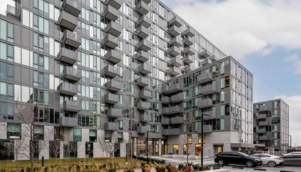 38 Monte Kwinter CT #525, Toronto C06, ON M3H 0E2