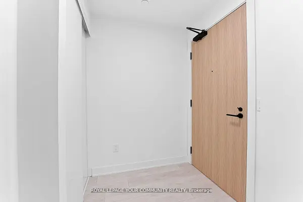 35 Mercer ST #2313, Toronto C01, ON M5V 1H2