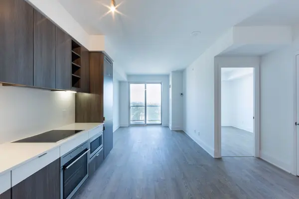 101 Erskine AVE #1904, Toronto C10, ON M4P 1Y5