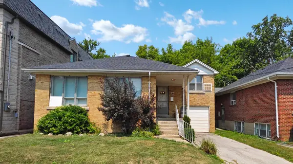 174 Caribou RD, Toronto C04, ON M5N 2B6