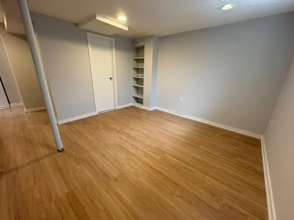 304 Cliffwood RD, Toronto C15, ON M2H 2E5