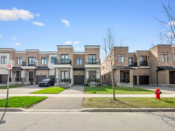 197 Elyse CT, Aurora, ON L4G 2C9