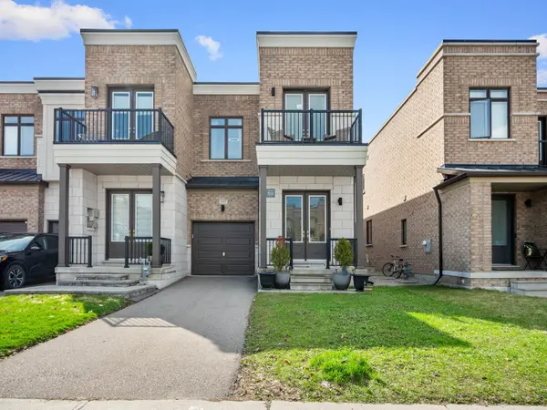 197 Elyse CT, Aurora, ON L4G 2C9