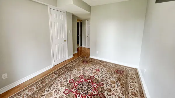 6 Veseli CT #Lower, Bradford West Gwillimbury, ON L3Z 3C3