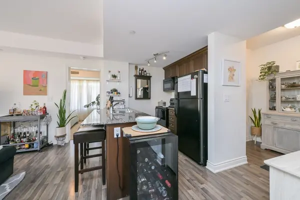 149 Church ST #401, King, ON L0G 1T0